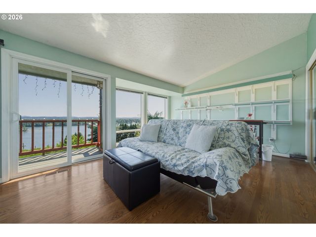 650 Nw BRADY Rd, Camas, WA 98607