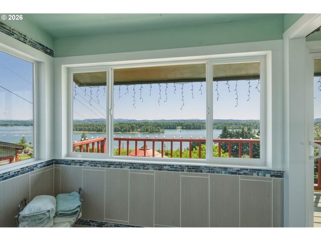 650 Nw BRADY Rd, Camas, WA 98607
