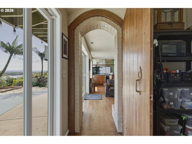 650 Nw BRADY Rd, Camas, WA 98607