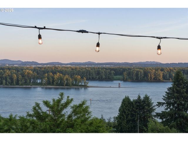 650 Nw BRADY Rd, Camas, WA 98607