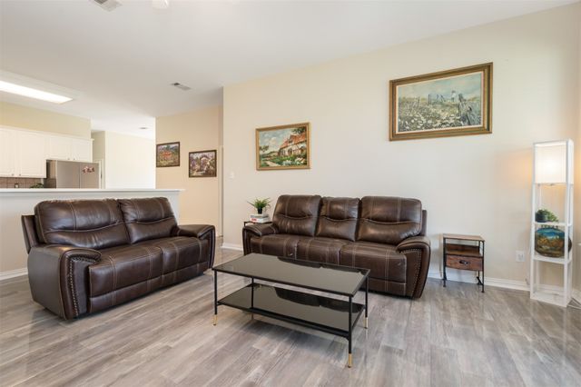 921 Mallory Drive, Midlothian, TX 76065