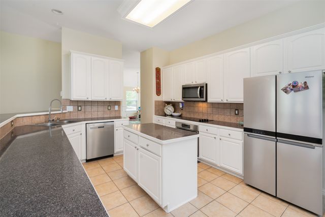 921 Mallory Drive, Midlothian, TX 76065
