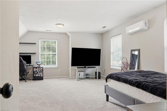3013 Beech Grove LN, Suffolk, VA 23435