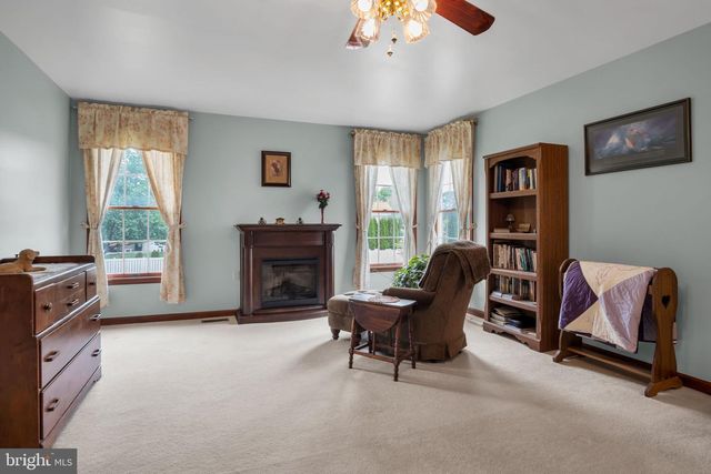 38 MAYBERRY LANE, Mechanicsburg, PA 17050