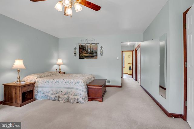 38 MAYBERRY LANE, Mechanicsburg, PA 17050