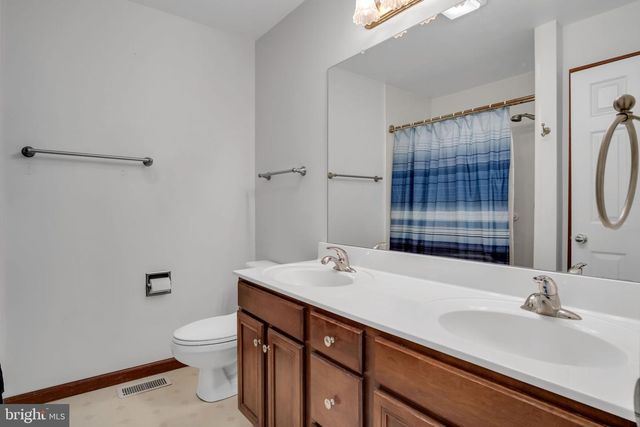 38 MAYBERRY LANE, Mechanicsburg, PA 17050