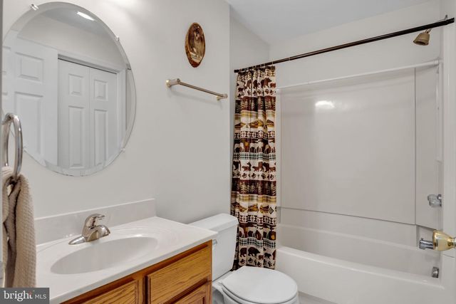 38 MAYBERRY LANE, Mechanicsburg, PA 17050