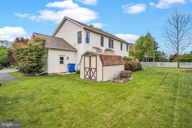 38 MAYBERRY LANE, Mechanicsburg, PA 17050
