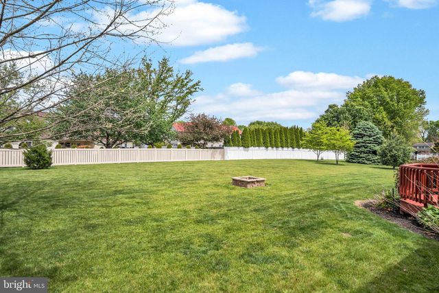 38 MAYBERRY LANE, Mechanicsburg, PA 17050