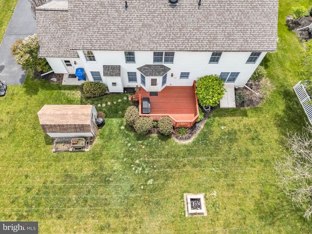 38 MAYBERRY LANE, Mechanicsburg, PA 17050
