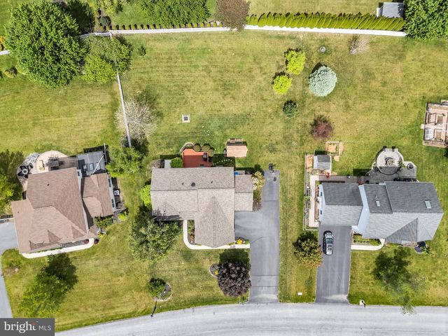 38 MAYBERRY LANE, Mechanicsburg, PA 17050