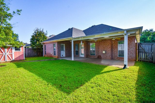5133 Avenham Ct, Tyler, TX 75703