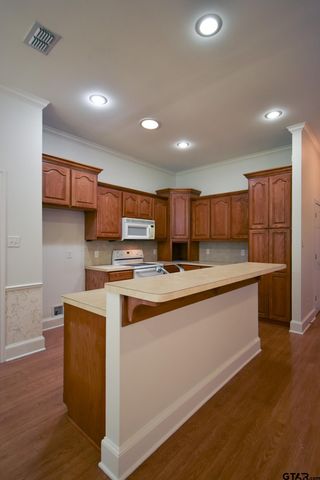 5133 Avenham Ct, Tyler, TX 75703
