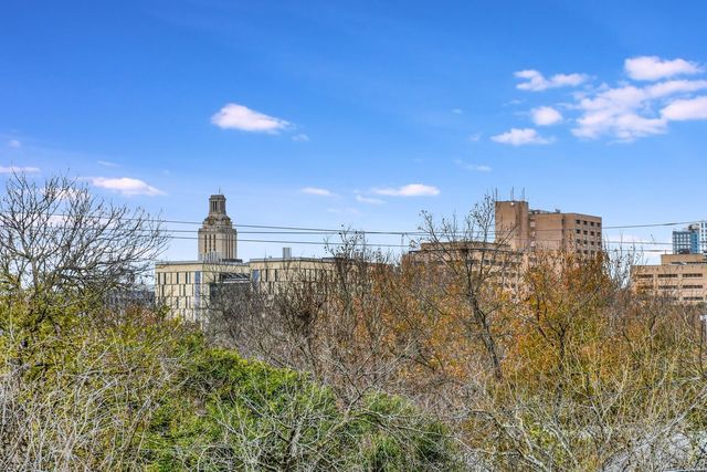 3110 Red River ST 221, Austin, TX 78705