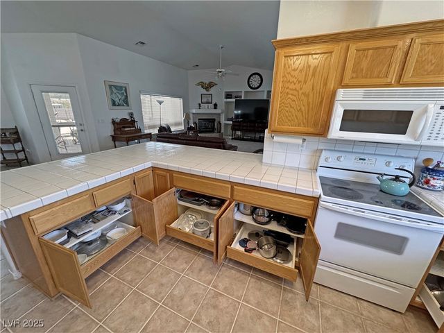 2081 Tucuman Avenue, Pahrump, NV 89048