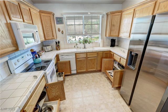 2081 Tucuman Avenue, Pahrump, NV 89048