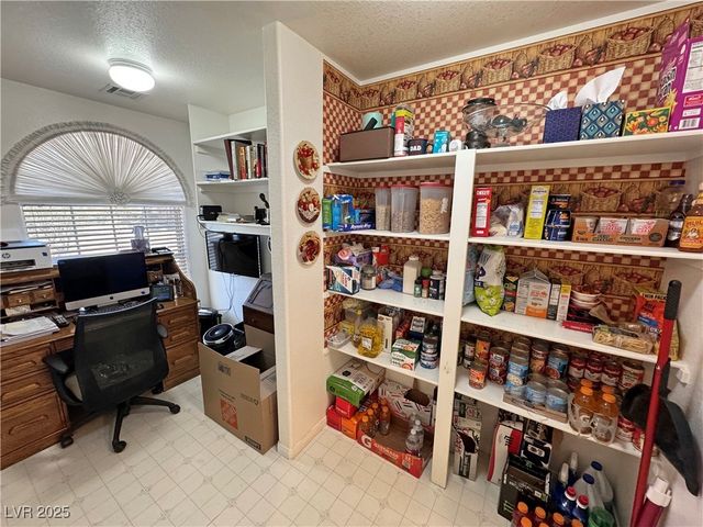 2081 Tucuman Avenue, Pahrump, NV 89048