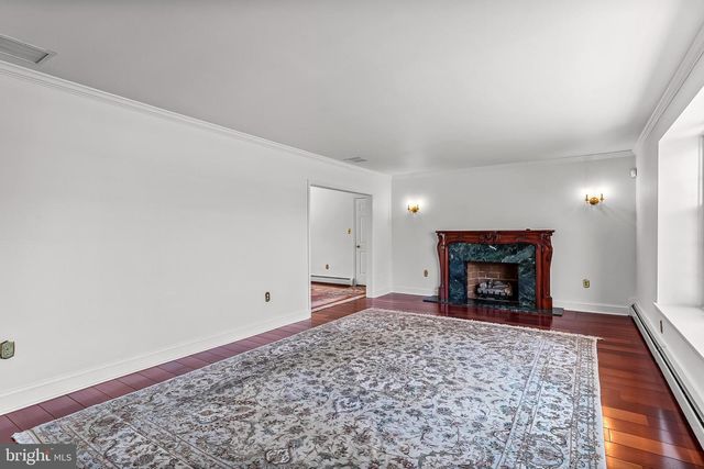 1522 EVERGREEN LN, Berwyn, PA 19312
