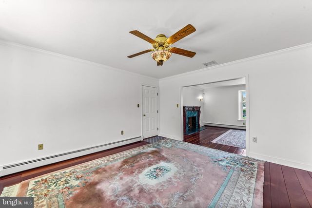 1522 EVERGREEN LN, Berwyn, PA 19312