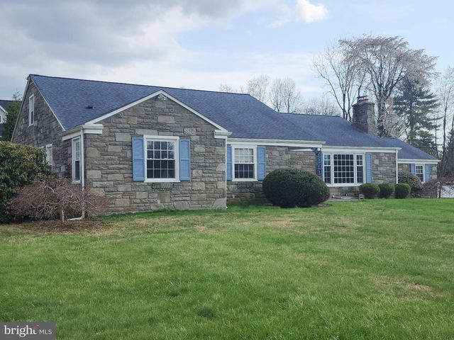 1522 EVERGREEN LN, Berwyn, PA 19312
