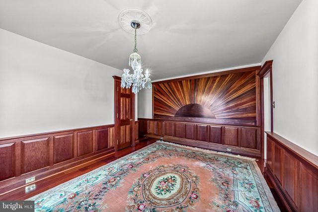 1522 EVERGREEN LN, Berwyn, PA 19312