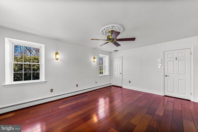 1522 EVERGREEN LN, Berwyn, PA 19312