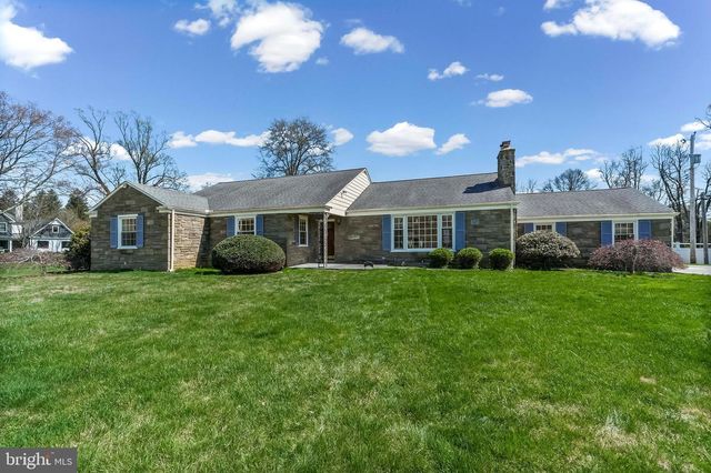 1522 EVERGREEN LN, Berwyn, PA 19312