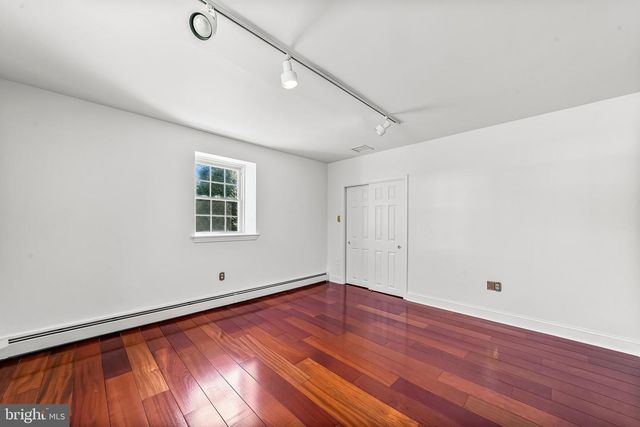 1522 EVERGREEN LN, Berwyn, PA 19312