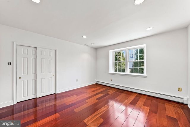 1522 EVERGREEN LN, Berwyn, PA 19312