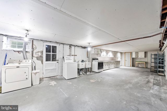 1522 EVERGREEN LN, Berwyn, PA 19312