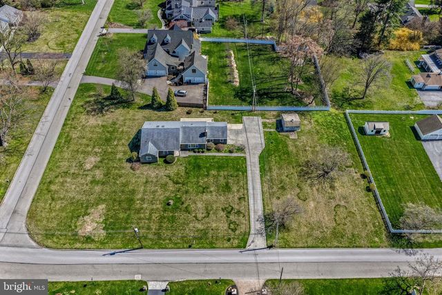 1522 EVERGREEN LN, Berwyn, PA 19312