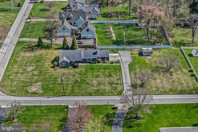 1522 EVERGREEN LN, Berwyn, PA 19312
