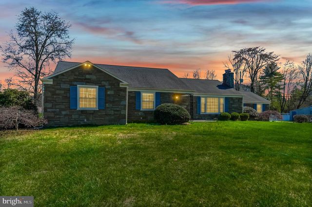 1522 EVERGREEN LN, Berwyn, PA 19312