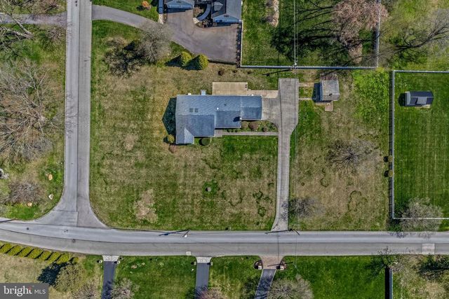 1522 EVERGREEN LN, Berwyn, PA 19312
