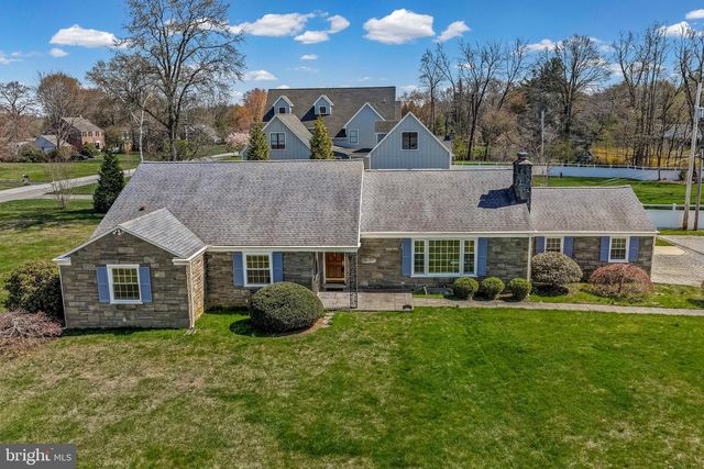 1522 EVERGREEN LN, Berwyn, PA 19312