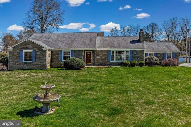 1522 EVERGREEN LN, Berwyn, PA 19312