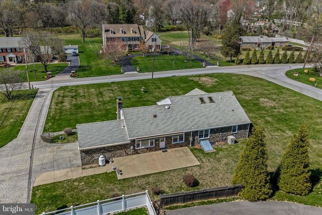 1522 EVERGREEN LN, Berwyn, PA 19312
