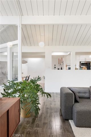 610 E Briardale, Orange, CA 92865