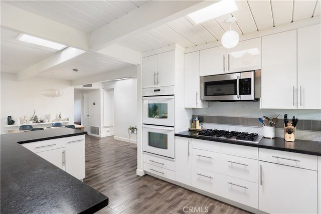 610 E Briardale, Orange, CA 92865