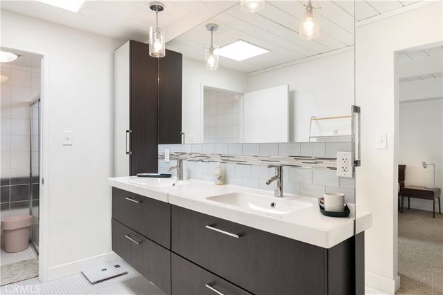 610 E Briardale, Orange, CA 92865