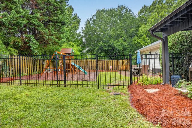 21334 Sandy Cove Road, Cornelius, NC 28031