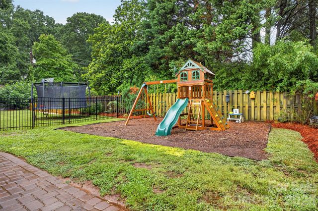 21334 Sandy Cove Road, Cornelius, NC 28031