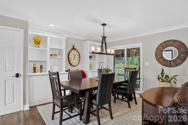 21334 Sandy Cove Road, Cornelius, NC 28031