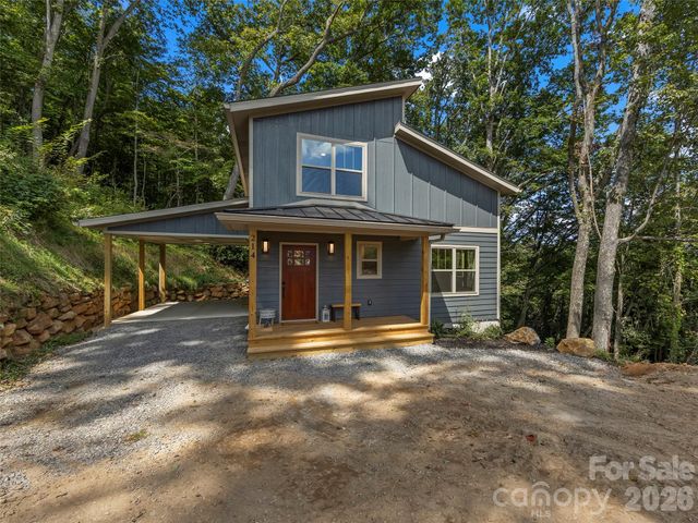 214 Aster Ridge Drive, Waynesville, NC 28786