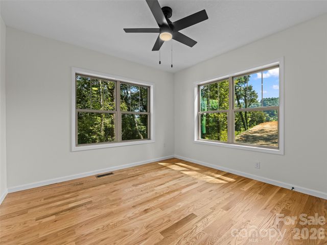 214 Aster Ridge Drive, Waynesville, NC 28786