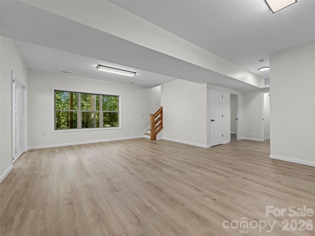 214 Aster Ridge Drive, Waynesville, NC 28786