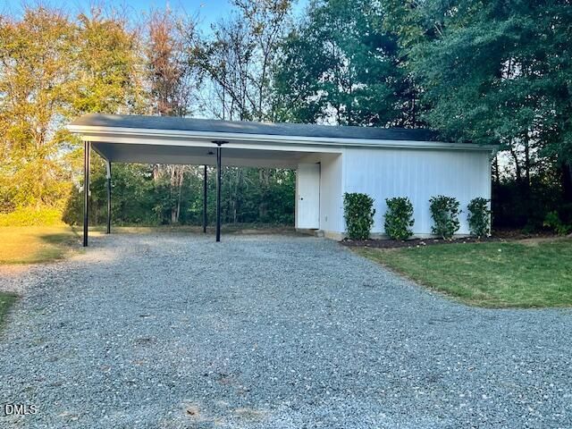 9590 Amis Chapel Road, Oxford, NC 27565