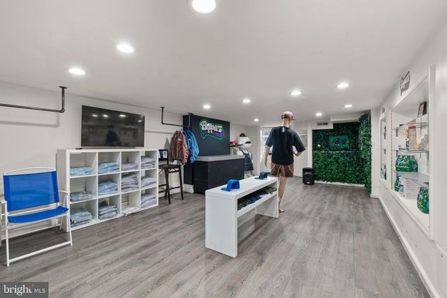 28 E 25TH ST, Baltimore, MD 21218