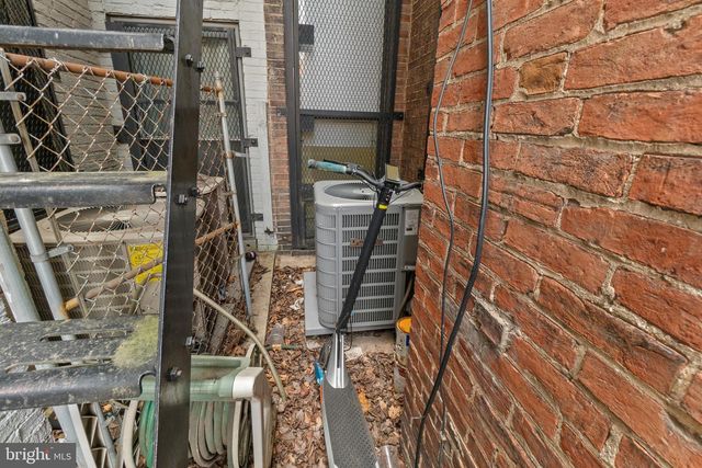 28 E 25TH ST, Baltimore, MD 21218