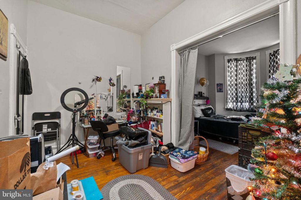 Image 11 of property listing at 28 E 25TH ST, Baltimore, MD 21218